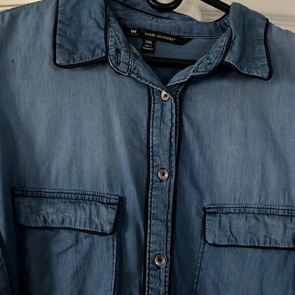 Lee shape illusions denim button down shirt - Picture 2 of 3